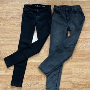 2 pairs of jeans from Hollister and American Eagle